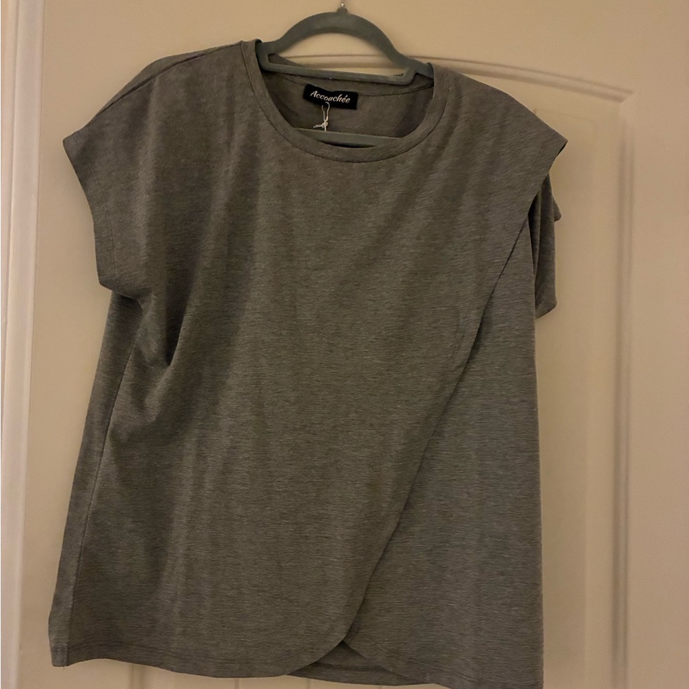 Accouchee nursing top NWT